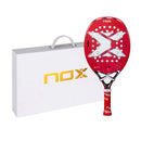 Raquete NOX V10 2026 by Vero Casadei - vista detalhe carbono 12K
